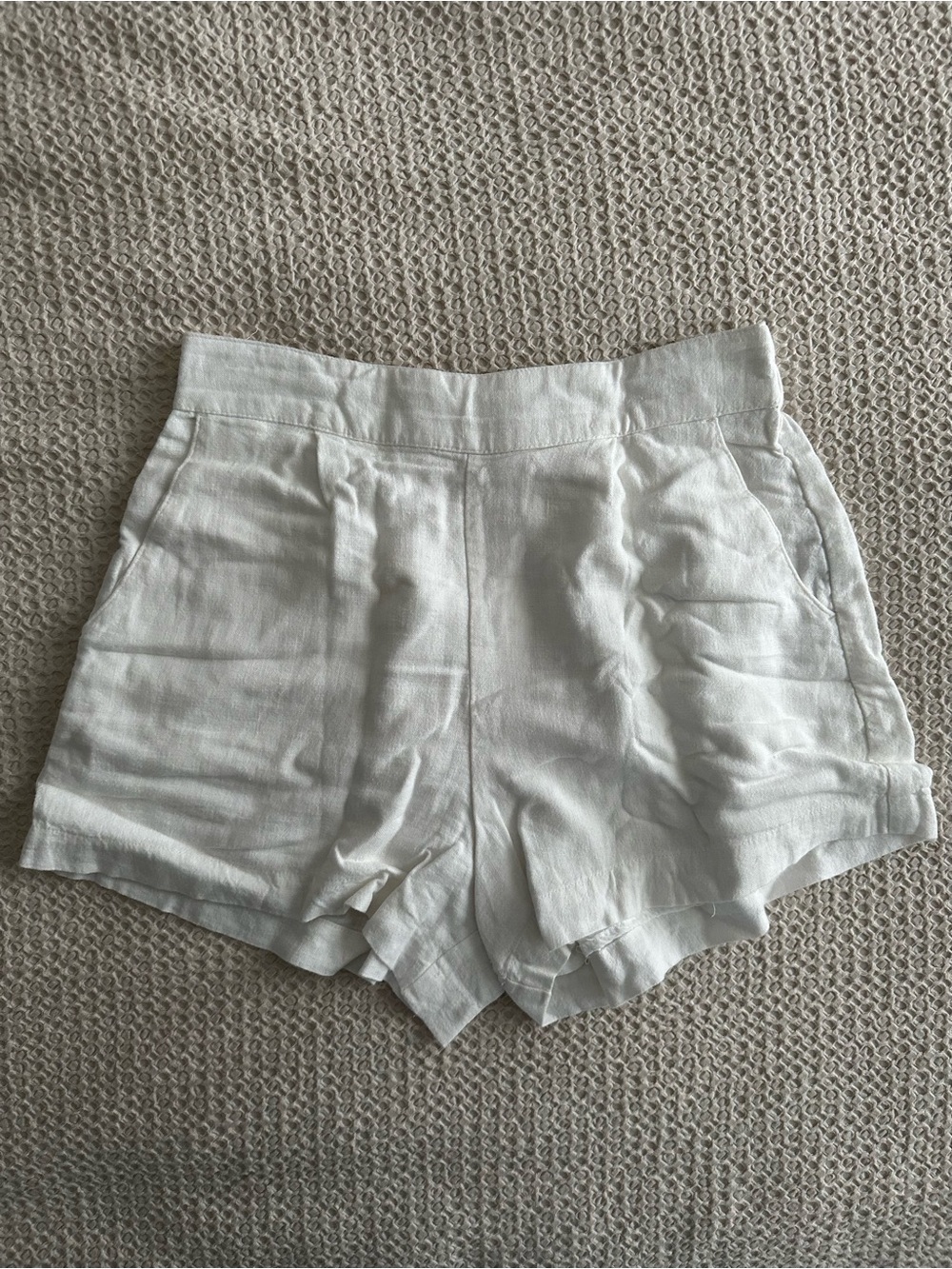 Abercrombie White High-Waist Pull On Women's Linen Blend Shorts